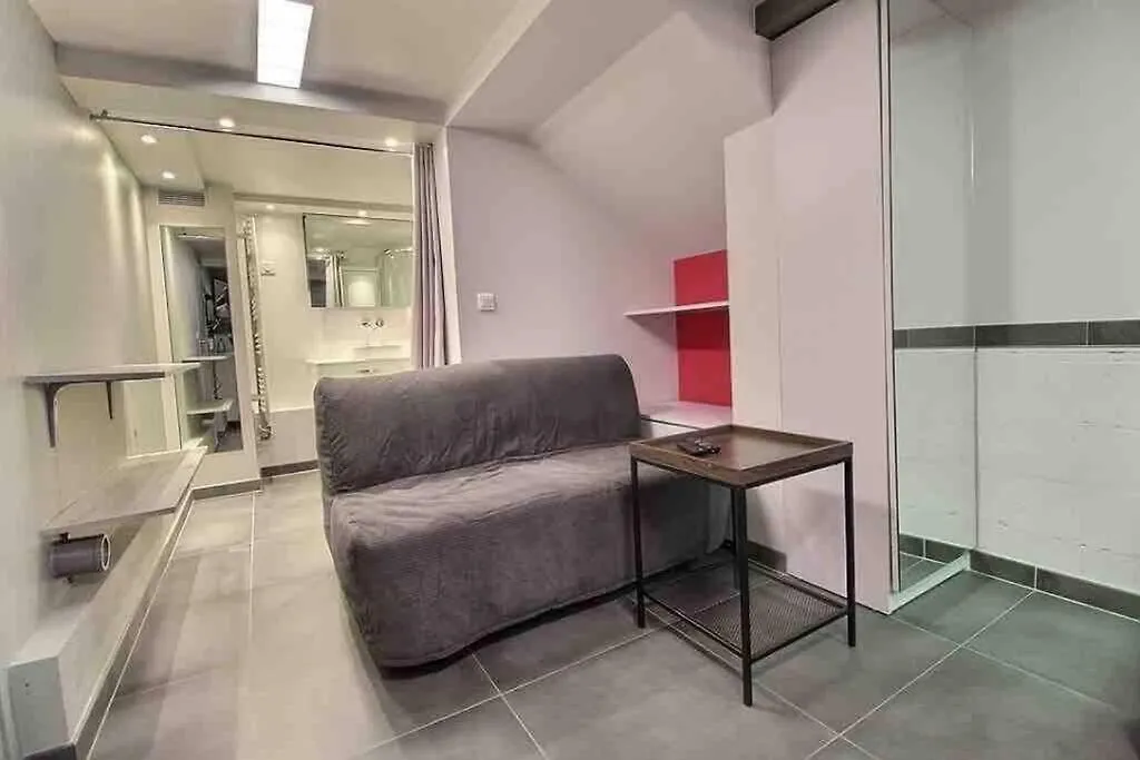 Studio Neuf - Gare D'Aulnay France